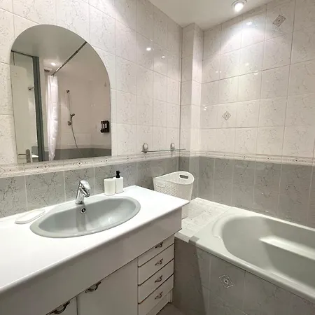 Centre - Le Voltaire Apartman